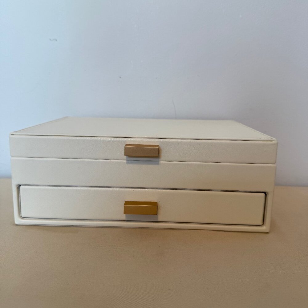 NWOT 2 Drawer Jewelry Box Off White